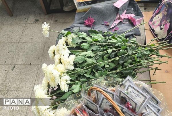 گرامی‌داشت شهیده ستیا تقی‌زاده دانش‌آموز جنگ رمضان مدرسه حاج جعفر بیگلری ناحیه 4 کرج 