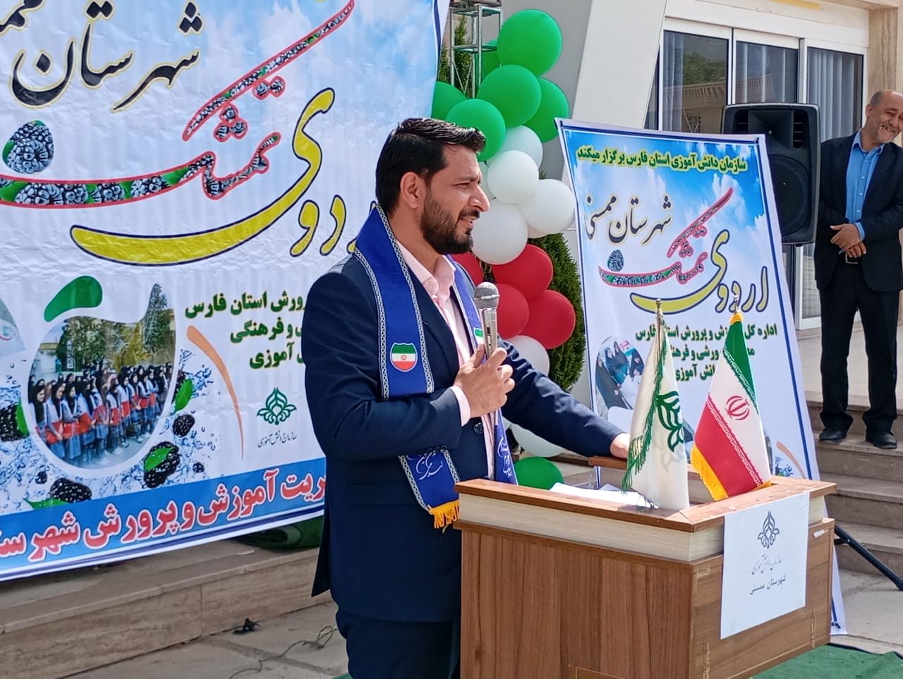 اردوی تمشک در نور آباد ممسنی