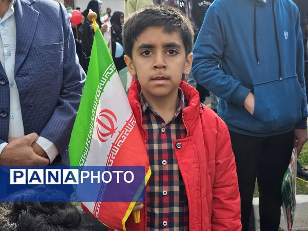 حضور پرشور دهه نودی‌های جهرمی در جشن انقلاب - 2