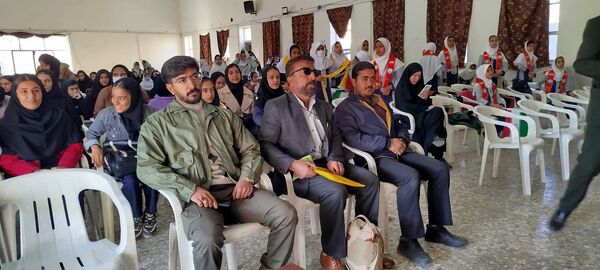 دوره‌های آموزشی یاور مربیان؛ گامی برای توانمندسازی دانش‌آموزان پیشتاز