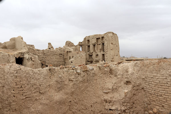 قلعه باستانی ایزدخواست؛ نخستین بنای طبقاتی دنیا