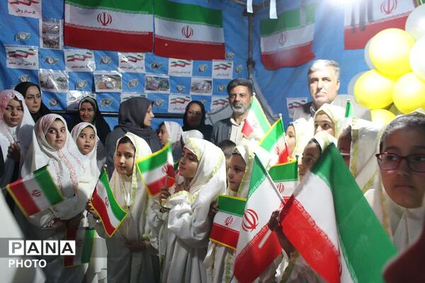 آیین عبادی نماز استغاثه و تقدیر از برگزیدگان برتر قرآنی در چهاردانگه