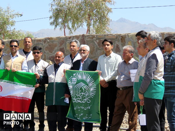 آیین "درخت سرو ایران" در شهرستان خلیل آباد 