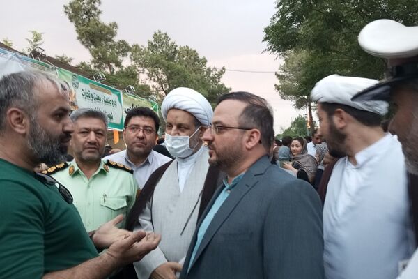 بازدید مسئولان رباط کریم از جشن کیلومتری عید غدیر