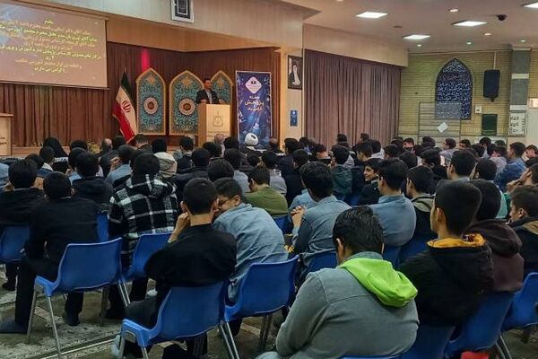 گرامیداشت هفته پژوهش در ناحیه 2 شهرری 