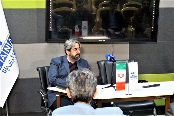 نشست صمیمی «محمد عکاف» با مدیران روابط عمومی نواحی آموزش و پرورش قم