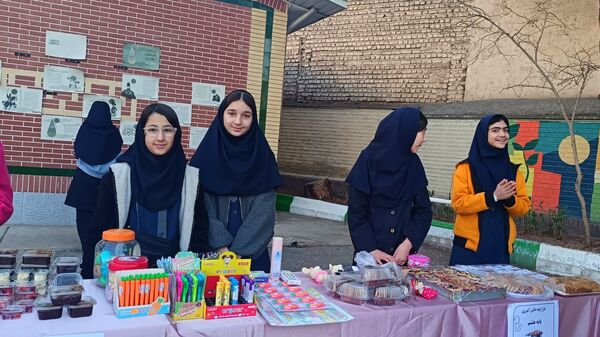 بازارچه کار و فناوری در دبیرستان کوثر فرهنگیان