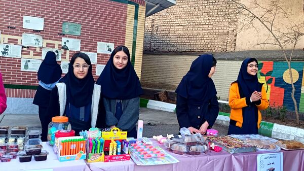بازارچه کار و فناوری در دبیرستان کوثر فرهنگیان