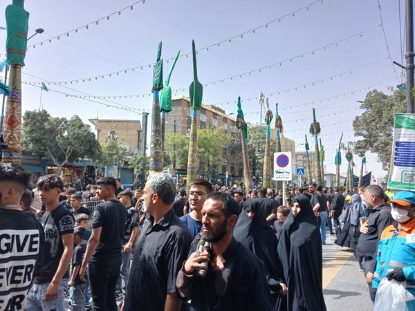 عزاداری زائران حضرت رضا (ع) 