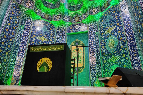 برپایی نماز جمعه در مصلی حرم حضرت عبدالعظیم حسنی(ع) 