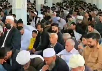 حضور باشکوه نمازگزاران در مصلی بزرگ شهرستان خواف برای اقامه نماز عید سعید فطر