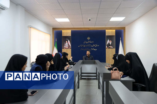 تقدیر از دانش‌آموز خبرنگاران فعال پانا اسلامشهر به مناسبت روز خبرنگار