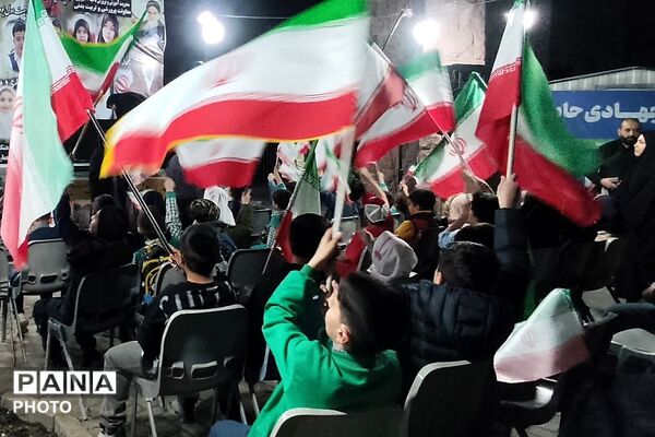 سوگواره چهلمین روز شهادت دانش آموزان ناحیه دو شهرری و مدرسه شجره طیبه در میدان نماز شهرری 