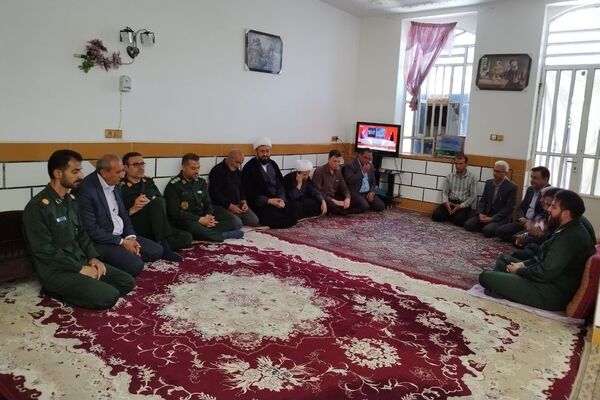 صاحبان اصلی این کشور شهدا هستند