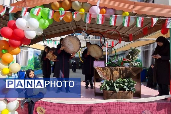 گرامیداشت هفته تربیت بدنی در دبیرستان ارشاد ناحیه دو شهرری 