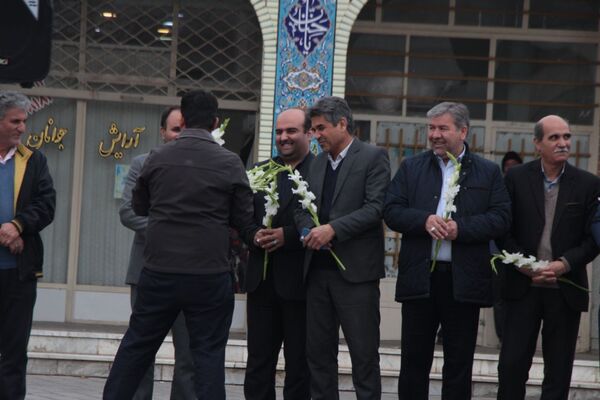 استقبال از  استاندار خراسان رضوی در گلزار شهدای گمنام 