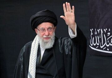 آغاز به‌کار سامانه ۵ زبانه راهنمای زائران امام شهید