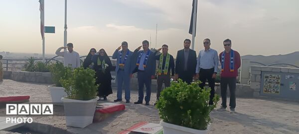 غبارروبی و تجدید میثاق با روح پاک شهدای گمنام در مشهد
