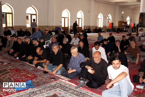 حضور پرشور مردم نظرآباد در آیین عبادی سیاسی نماز جمعه