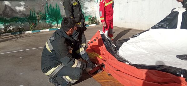 نواخته شدن بیست و ششمین زنگ نمادین استانی مانور زلزله در مدرسه شاهد ظهور آموزش و پرورش ناحیه یک