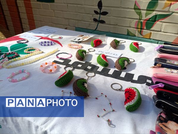 برپایی بازارچه دانش آموزی در دبیرستان دکتر جواد حداد۲ 