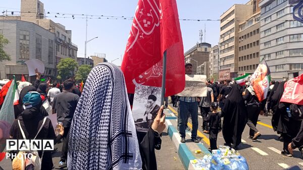 رستاخیز تاریخی لثارات خامنه ای در تهران