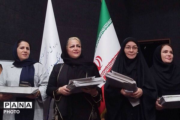 انتخابات انجمن اولیا و مربیان دبیرستان هدی در شهرستان قدس