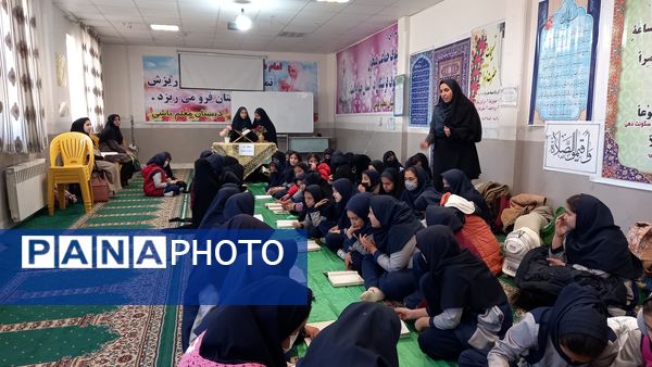 محفل انس با قرآن کریم در گناباد