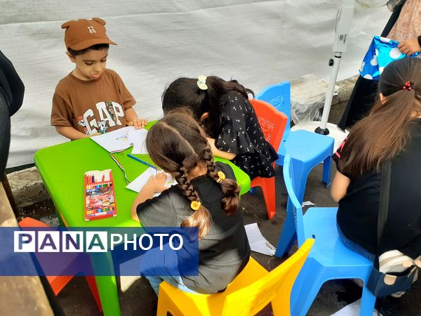  حضور پرشور اقشار مختلف جامعه در پیاده‌روی معنوی