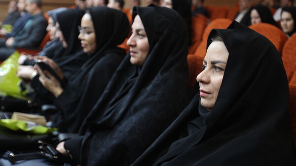 همایش بزرگداشت مقام معلم آموزش و پرورش ناحیه یک زنجان
