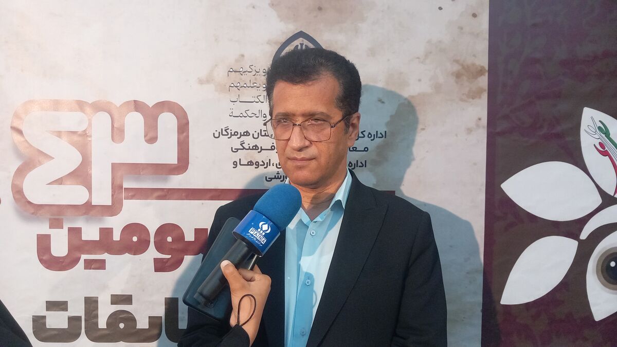 سرودها می‌توانند هویت و غرور دینی و ملی را به تصویر بکشند