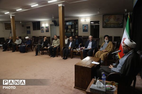 نشست هماهنگی برگزاری تجمعات شبانه «ملت مبعوث» در همدان 