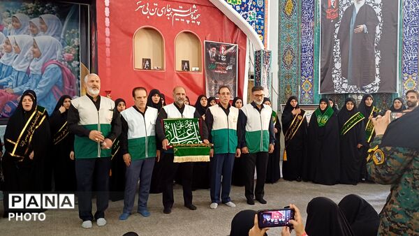 همایش دانش‌آموزان و بانوان خرم آبادی در سوگ رهبر شهید 
