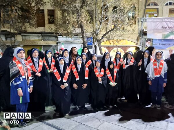 اجتماع بزرگ مربیان و دانش‌آموزان پیشتاز در همدان