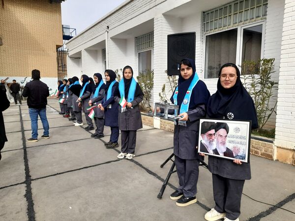فرزانگان کوهدشت؛ روایت نخبگان از انقلاب در قاب «یاوران انقلاب »