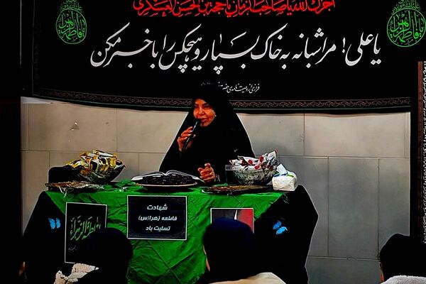 مراسم به مناسبت ایام فاطمیه در دبیرستان پروین اعتصامی اسلامشهر