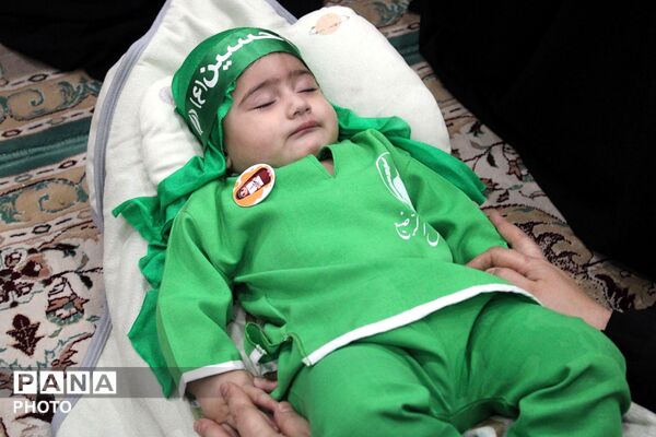 همایش بزرگ شیر خواران حسینی در مصلا نماز جمعه چهاردانگه