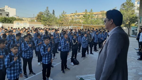 آغاز سال تحصیلی جدید در دبیرستان پسرانه عبدالحسین قفلی