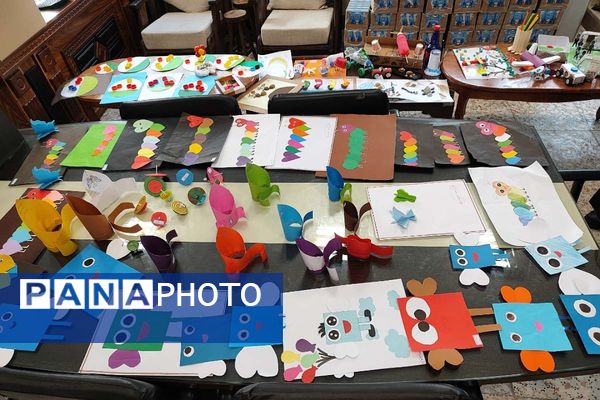 زنگ انقلاب با رونمایی از نمایشگاه دست‌سازه‌ها