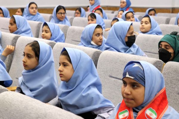 جشن نیکوکاری در مدرسه آرمینه مصلی نژاد ناحیه 6 مشهد مقدس