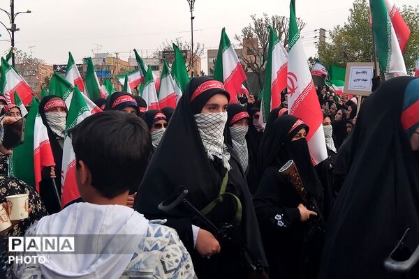 اجتماع بزرگ دختران ایران به مناسبت ولادت حضرت معصومه (س) و روز دختر در پردیس