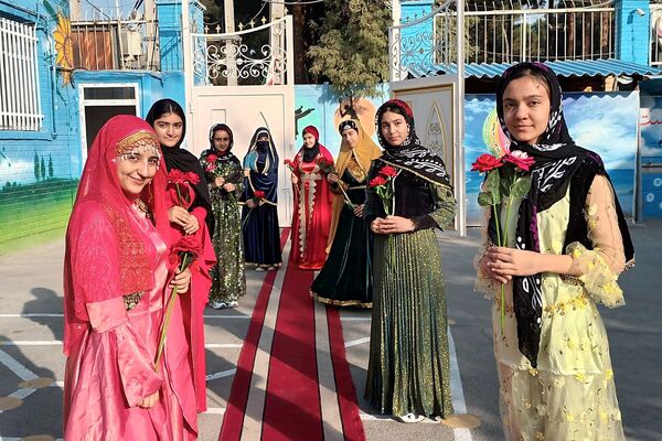 افتتاحیه جشنواره‌ی بازی‌های مهارتی-ورزشی در مدرسه زهره‌وند قرچک