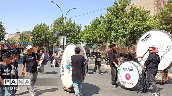 طبل و سنج زنی در روز عاشورا 