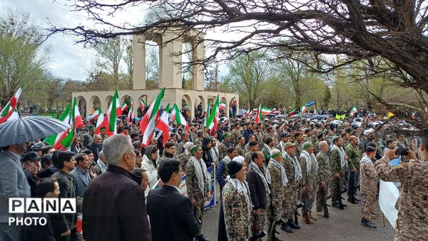 رزمایش جان‌فدا برای ایران امام رضایی در سراب