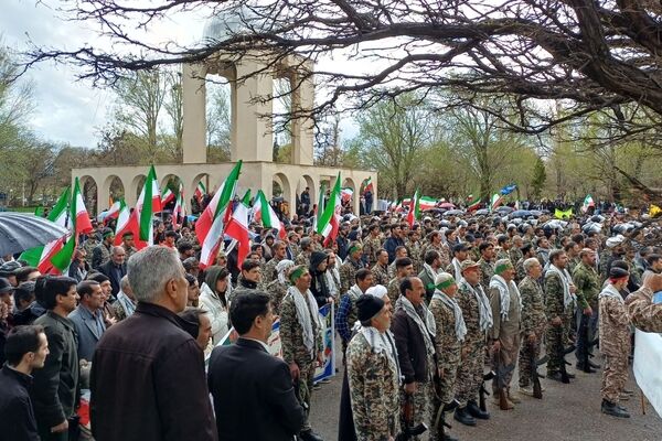 رزمایش جان‌فدا برای ایران امام رضایی در سراب