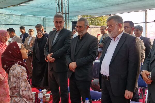 آیین خشت گذاری و افتتاح مدارس در منطقه پردیس با حضور استاندار تهران و مدیر کل شهرستانهای استان تهران 