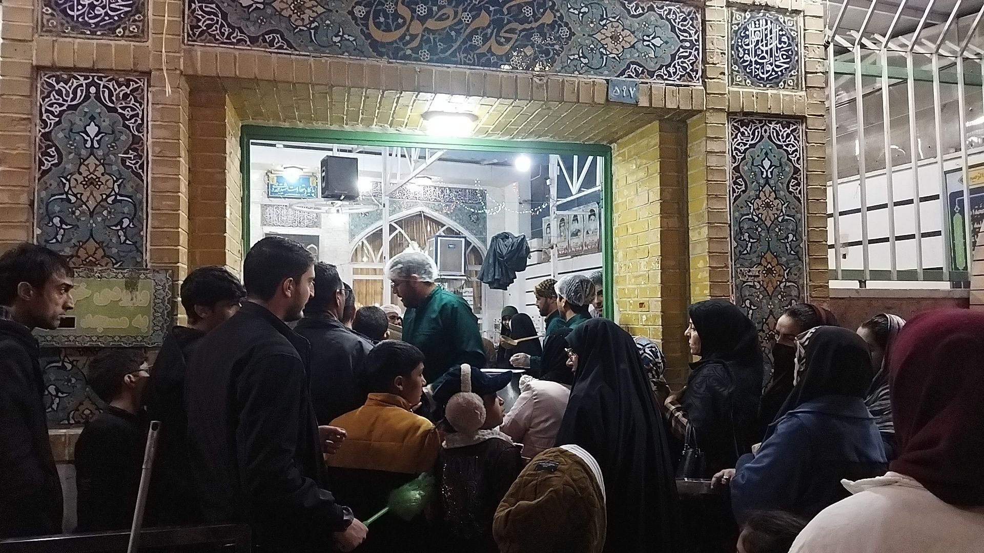 مسجد مرتضوی ارگ میزبان مردم در شب میلاد حضرت مهدی (ع) 