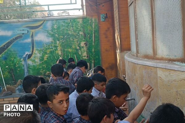  طنین آوای قرآن در دبستان علامه طباطبایی (ره)؛ آغاز هفته قرآن، عترت و نماز