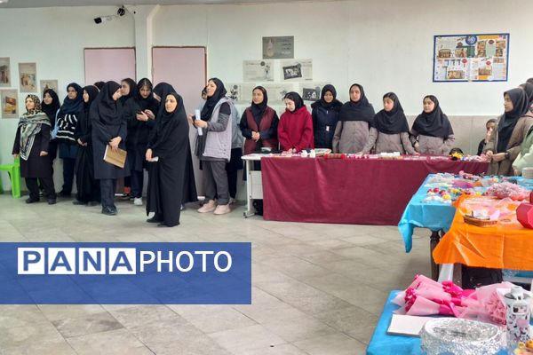 جشنواره ایرانمون در دبیرستان خدیجه کبری (س) پردیس