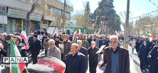 اجتماع پرشور و باشکوه مردم کرج به خونخواهی رهبر انقلاب